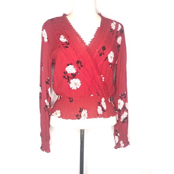A14). American Rag Floral V-Neck Long Sleeves Blouse size Small - Picture 9 of 9